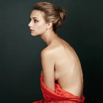 专业评论员 张伟